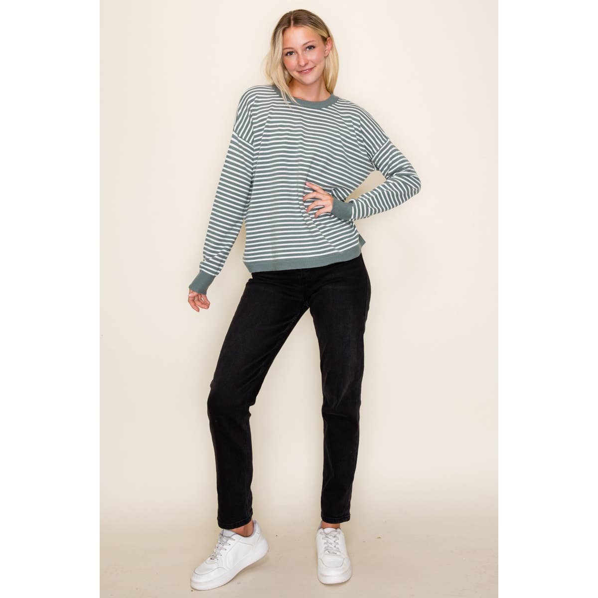 STRIPED SWEATER