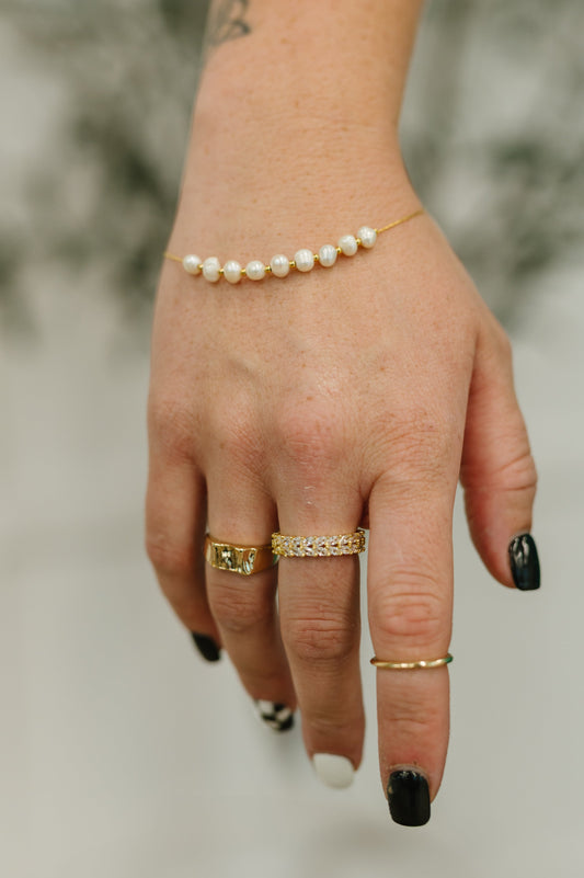 Pretty in Pearls Bracelet