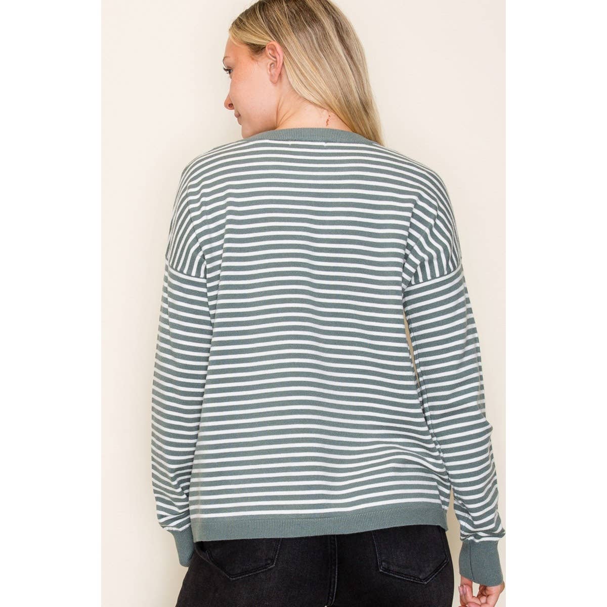 STRIPED SWEATER