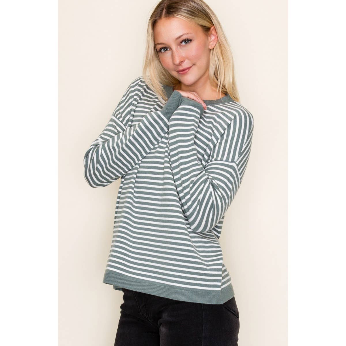 STRIPED SWEATER